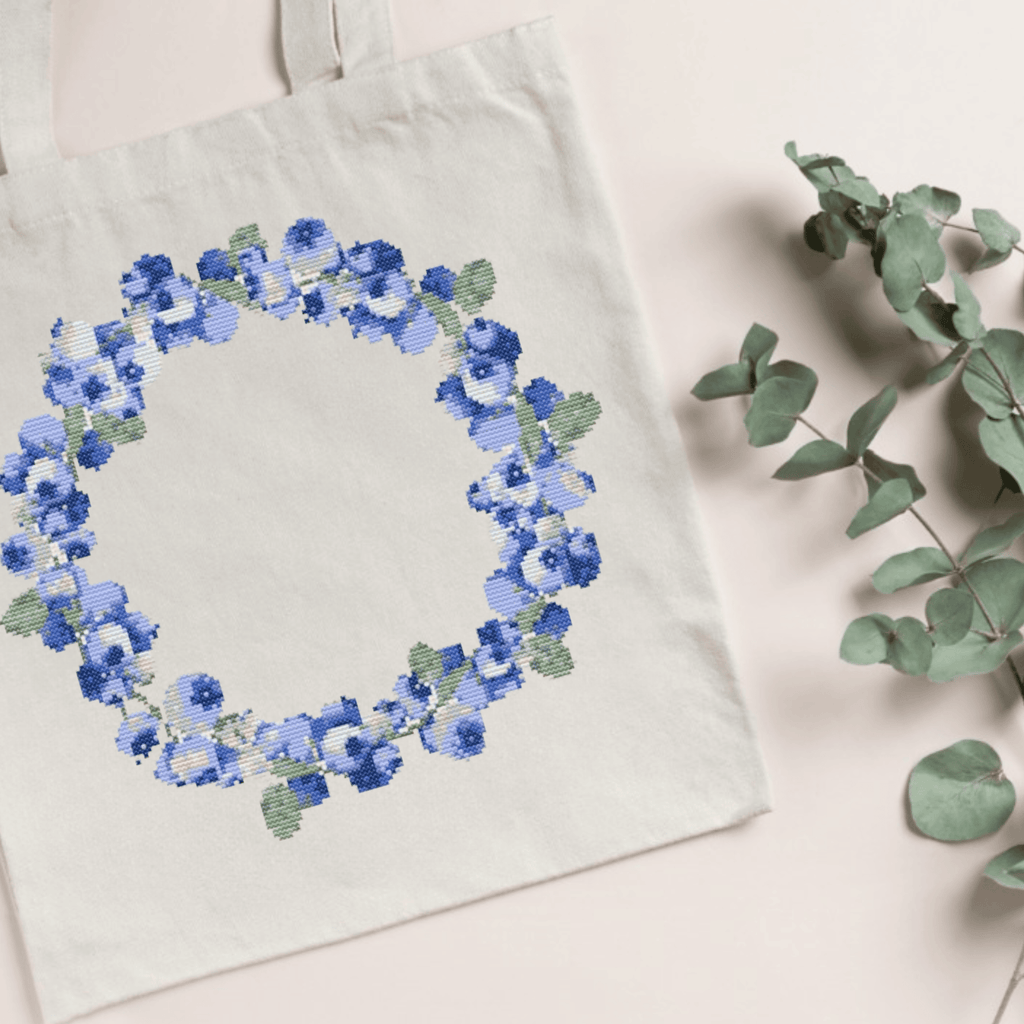 Blueberries wreath cross-stitch pattern | Fruit wreath cross stitch chart | Modern and pretty cross stitch patterns PDF