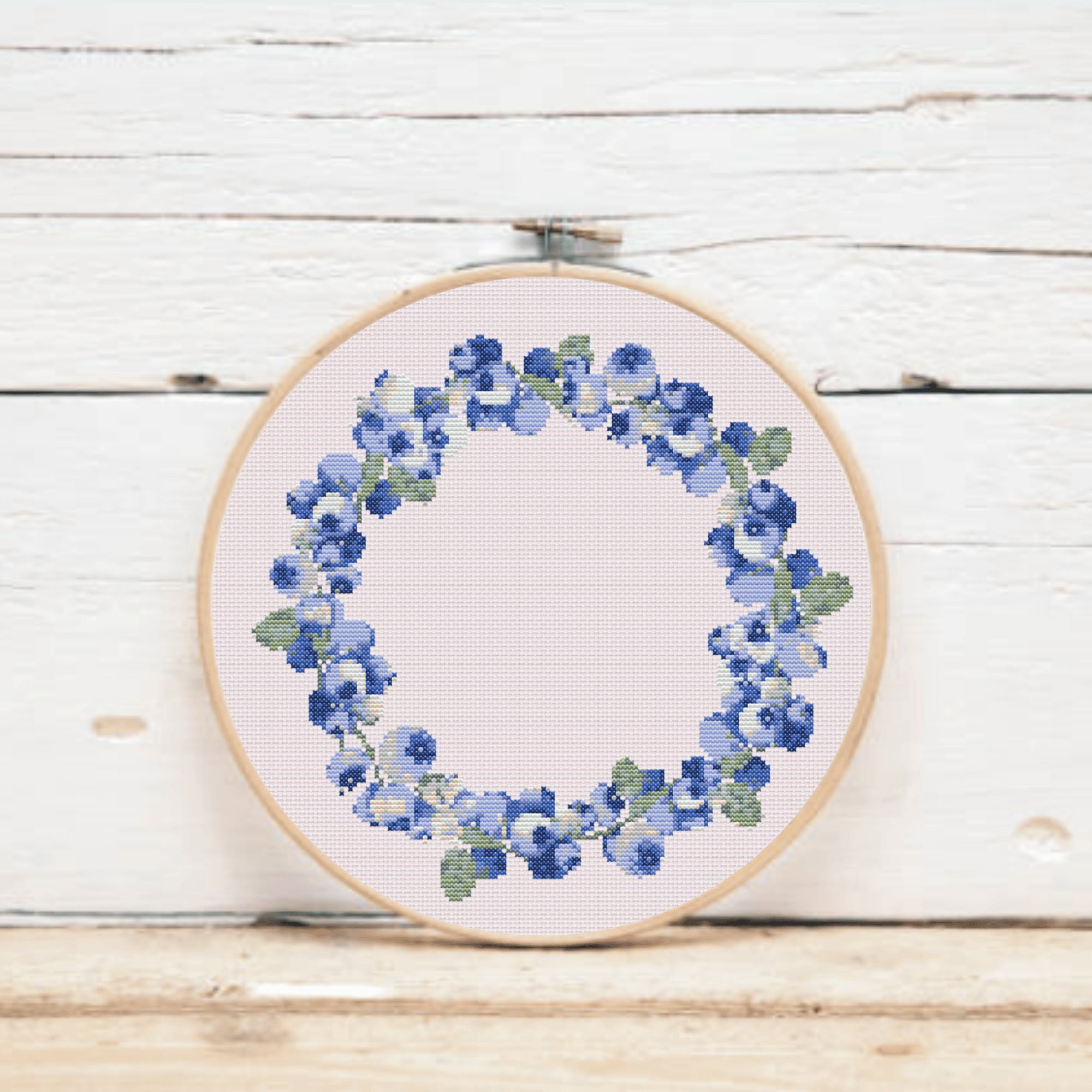 Blueberries wreath cross-stitch pattern | Fruit wreath cross stitch chart | Modern and pretty cross stitch patterns PDF