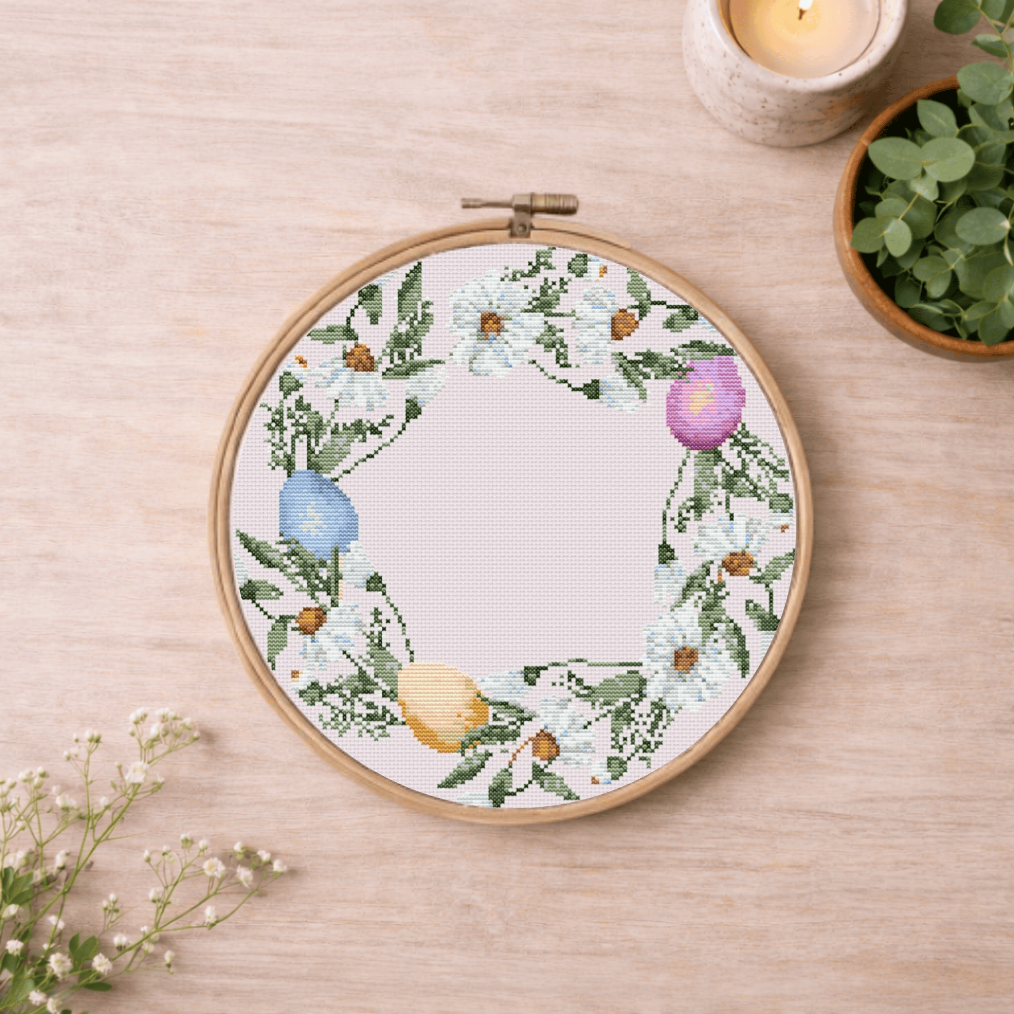 Пасхальный венок с ромашками