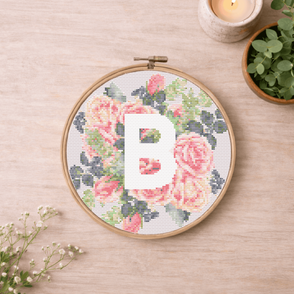 Monogramm mit Rosa Rosen-Blumenstrauß
